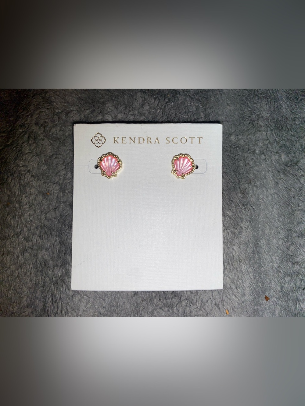 BNWT Kendra Scott Brynne Shell Gold w/Blush MOP Necklace & Earring Set $150 - Picture 6 of 7